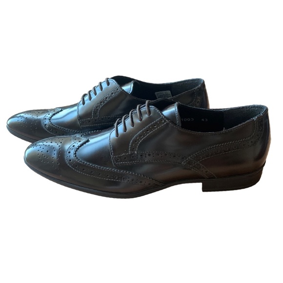 Cerruti 1881 Dark Brown Leather Wingtip Shoes - Picture 2 of 6